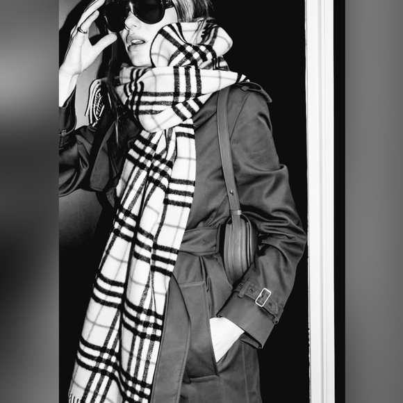 Burberry Pink Plaid Women's Scarf - Picture 5 of 5